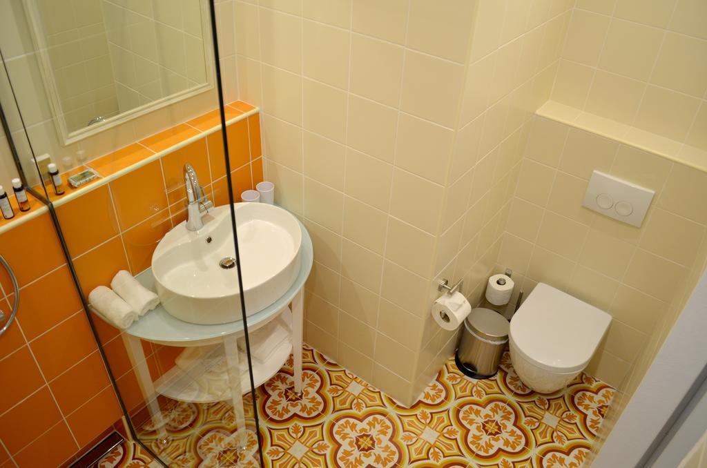 Hotel Ellique 4*
